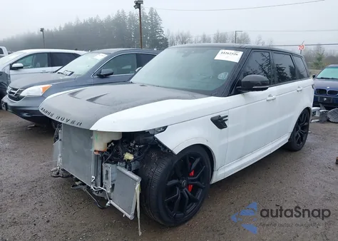 2022 Land Rover Range Rover Sport Svr/Svr Carbon Edition z USA, uszkodzony, nr VIN SALWZ2RE6NA211370
